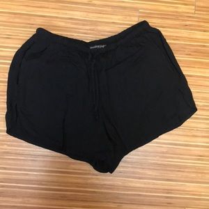 Brandy Melville flowy shorts